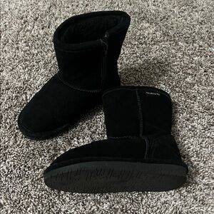 BearPaw Black Shearling Boots